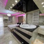 Studio 121