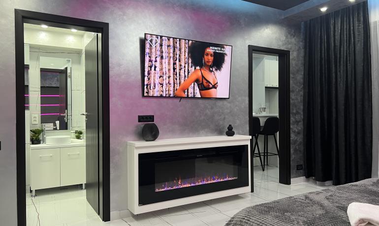 Studio 2